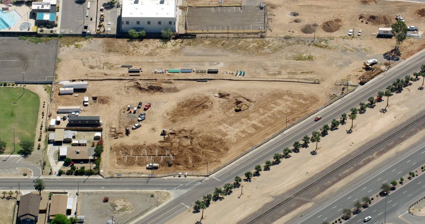 Heritage Senior Apartments in Surprise, AZ - Building Photo