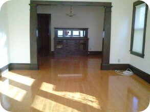 3615 18th Ave S, Unit 4 in Minneapolis, MN - Foto de edificio - Building Photo