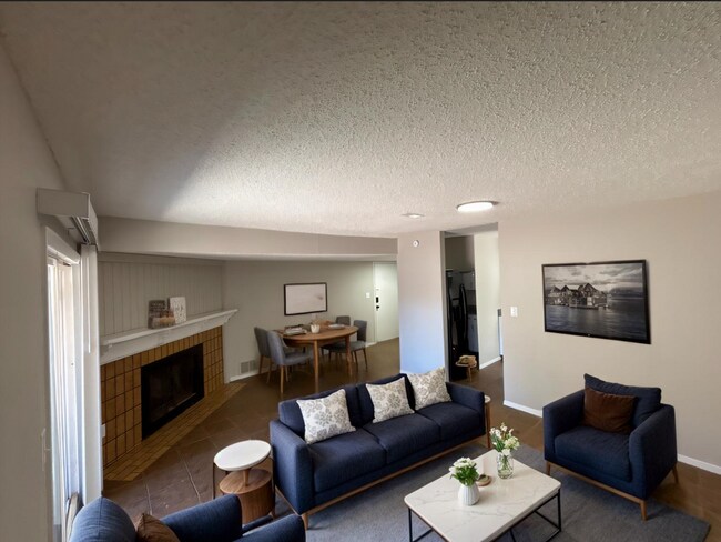 property at 1326 Holland Park Blvd