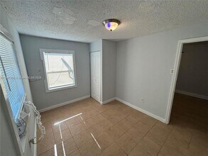 820 21st St in West Palm Beach, FL - Building Photo - Building Photo