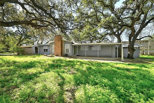 810 S Center St in Austin, TX - Building Photo - Building Photo
