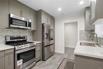 1250 Bruce Ave in Glendale, CA - Building Photo - Building Photo