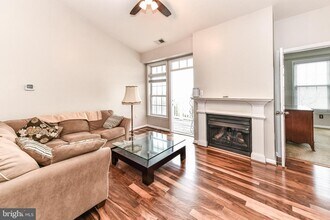 512 Sunset View Terrace SE in Leesburg, VA - Building Photo - Building Photo