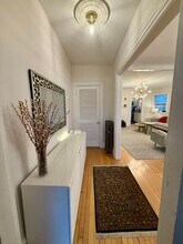 297 Norwood Ave in Cranston, RI - Building Photo - Building Photo