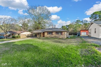 8987 Hawthorne Dr in Shreveport, LA - Building Photo - Building Photo