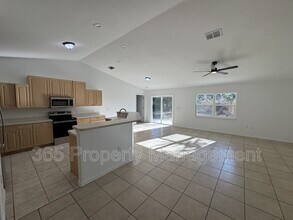 3614 Cordova Terrace in North Port, FL - Building Photo - Building Photo