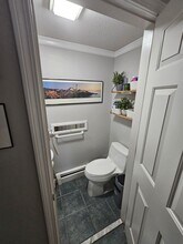 16 Hillcrest W in Portland, ME - Building Photo - Building Photo