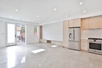 68 Foxley St in Toronto, ON - Building Photo - Building Photo