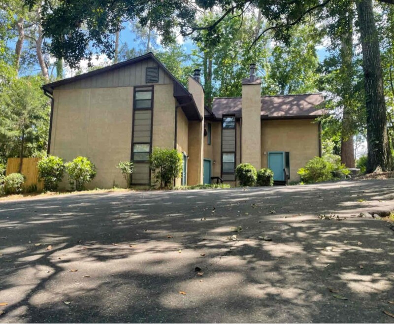 3747 Donovan Dr, Unit C in Tallahassee, FL - Building Photo