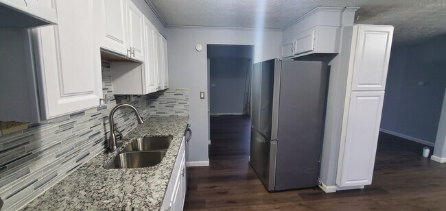 1106 Fletcher Dr in Reynoldsburg, OH - Building Photo - Building Photo