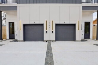 421 E 41st St in Houston, TX - Building Photo - Building Photo
