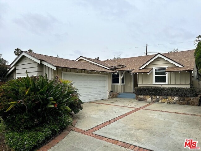 3406 Wade St in Los Angeles, CA - Building Photo - Building Photo