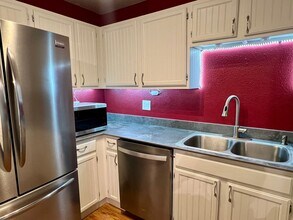 617 King Arthur Cir in Anchorage, AK - Building Photo - Building Photo
