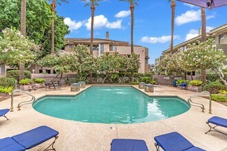 4343 N 21st St, Unit 236 in Phoenix, AZ - Building Photo - Building Photo