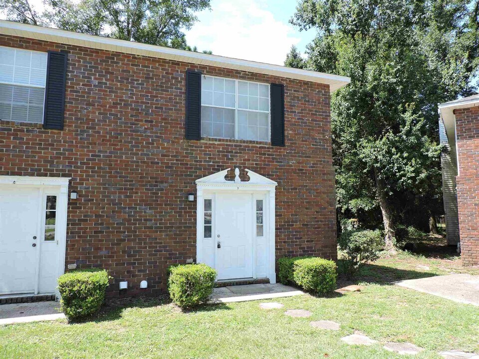 3031 Belle Meade Dr in Pensacola, FL - Building Photo