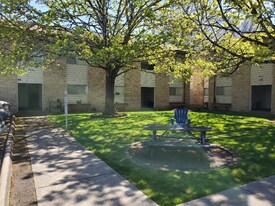 620 NW 21st St in Corvallis, OR - Building Photo