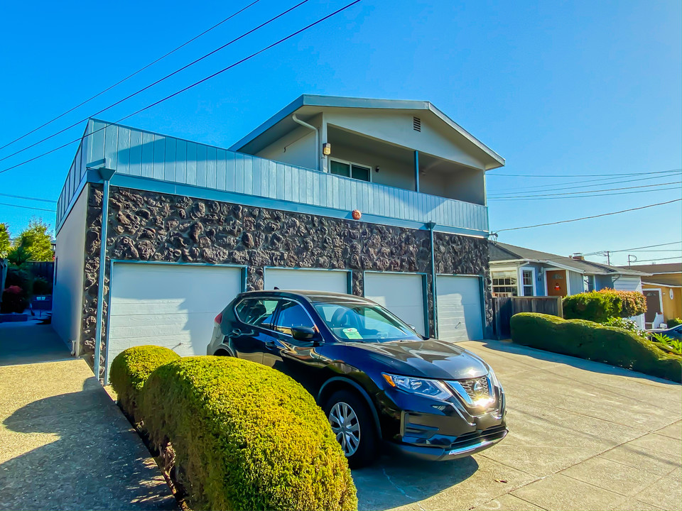 816 Liberty St in El Cerrito, CA - Building Photo