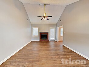 520 Allens Landing Ct in Lawrenceville, GA - Building Photo - Building Photo