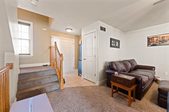 215 W Cortland Center Rd in Cortland, IL - Building Photo - Building Photo