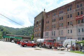 Buckingham Apartments in Welch, WV - Building Photo - Building Photo