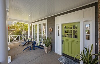 13 Cape Danbury in Newport Beach, CA - Building Photo - Building Photo