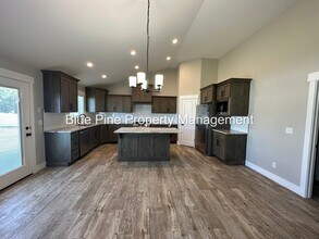 679 Sterling Dr in Idaho Falls, ID - Building Photo - Building Photo