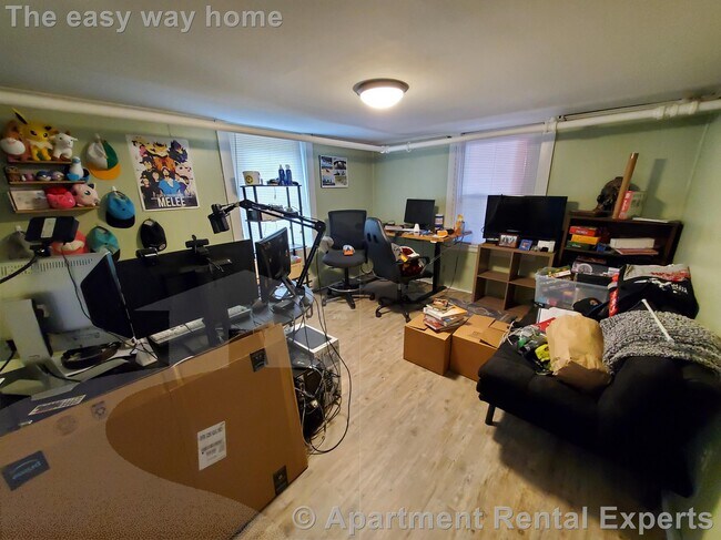 305 Rindge Ave in Cambridge, MA - Building Photo - Building Photo