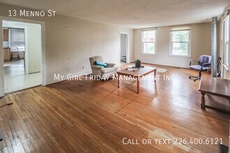 13 Menno St in Waterloo, ON - Building Photo - Building Photo