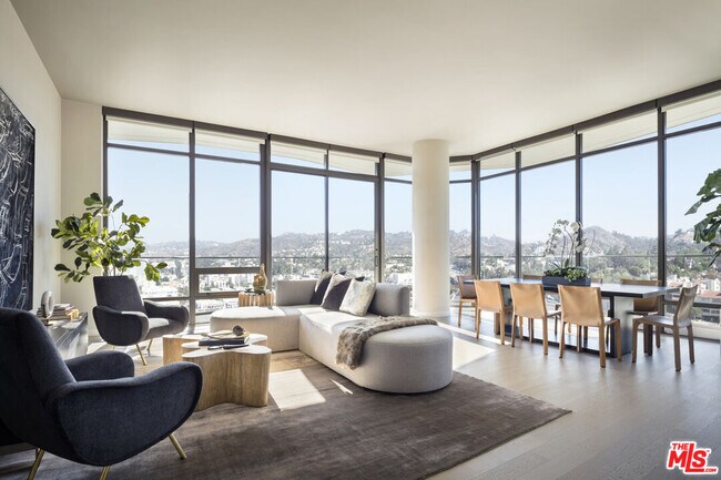 1755 Argyle Ave in Los Angeles, CA - Building Photo - Building Photo