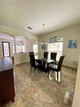 3066 NW 103rd Path in Doral, FL - Foto de edificio - Building Photo