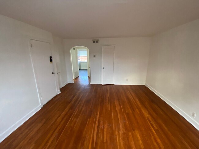 6339 Carnation St in Philadelphia, PA - Building Photo - Building Photo