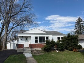 544 Glendale Ave in Glen Ellyn, IL - Building Photo