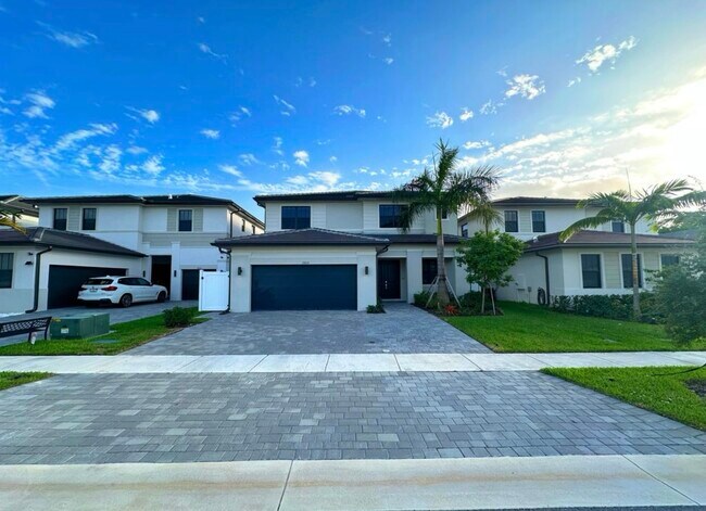 property at 17430 SW 46th St