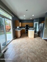 2739 Ineisa Ct, Unit A402 in Sparks, NV - Foto de edificio - Building Photo