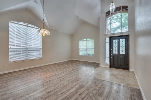 9005 Crown Point Cir in Irving, TX - Building Photo - Building Photo