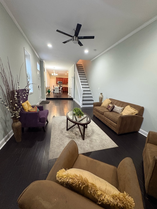 property at 1046 W Lombard St