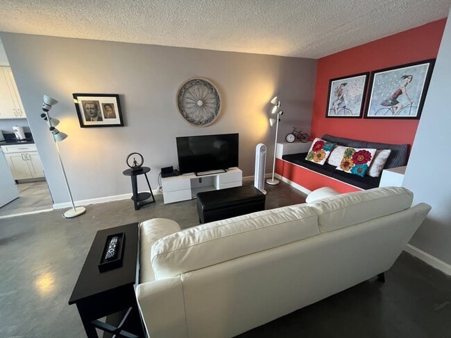 1201 Wilder Ave in Honolulu, HI - Building Photo - Building Photo