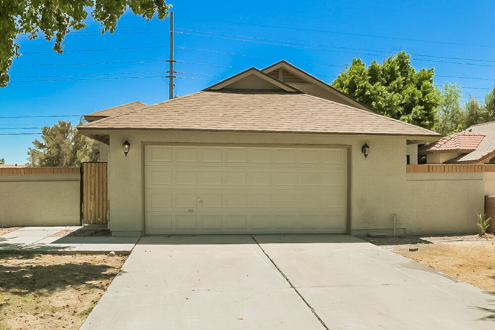 4415 W McRae Way in Glendale, AZ - Building Photo