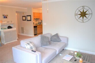 1040 Spotswood Ave in Norfolk, VA - Building Photo - Building Photo