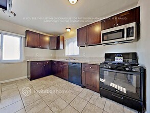 8712 S 11th Ave in Inglewood, CA - Building Photo - Building Photo