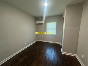 4936-4938 Atkins St in North Little Rock, AR - Building Photo - Building Photo