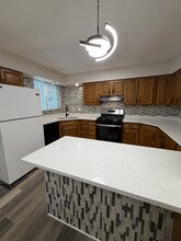 3011 Peterson St in Portage, IN - Foto de edificio - Building Photo