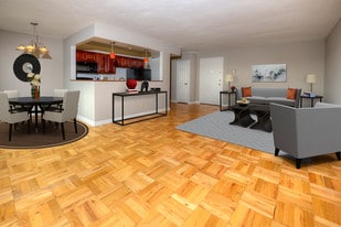 1600 East Avenue Apartments