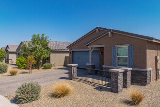 Coyote Ridge in Buckeye, AZ - Building Photo - Building Photo