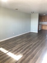 12407 Summers St in Waterford, CA - Building Photo