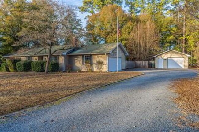 property at 805 Barnell Dr