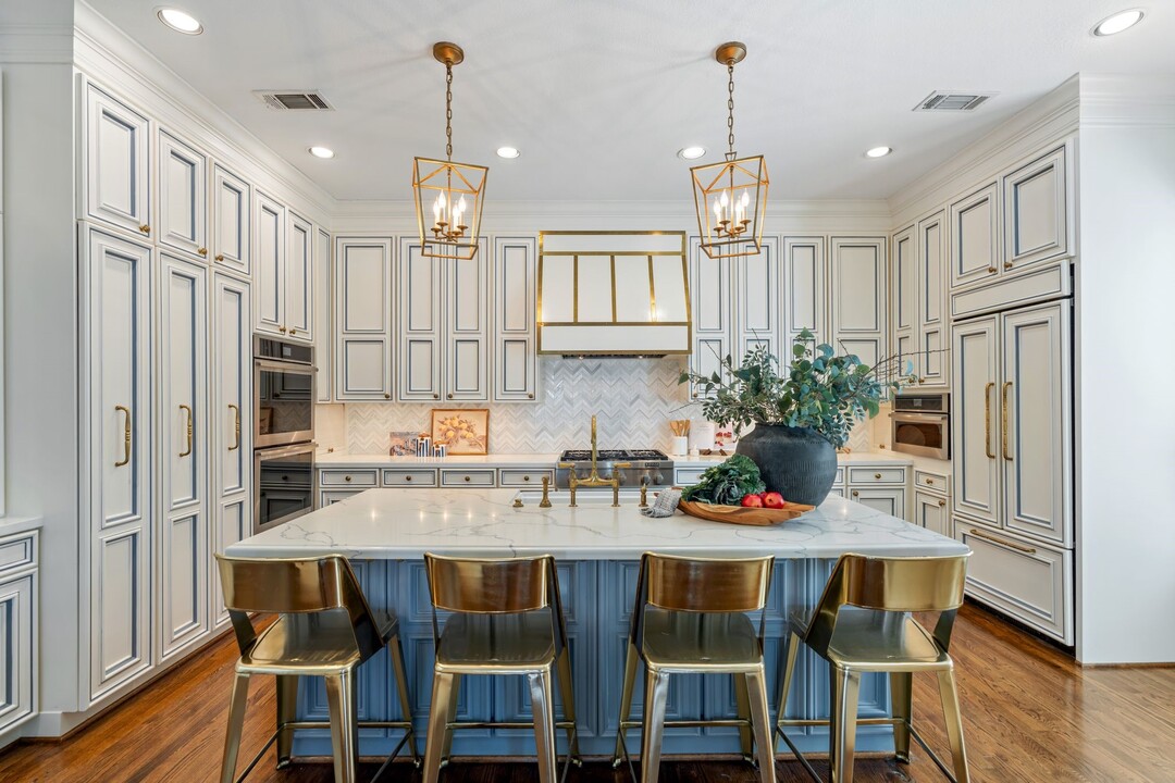 5525 Kiam St in Houston, TX - Foto de edificio