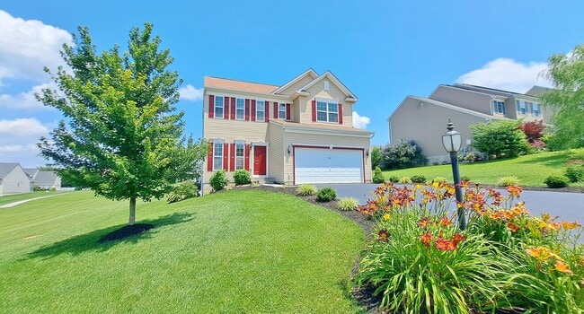 2322 Swiftwater Dr in Hanover, PA - Building Photo - Building Photo