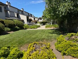 2201 The Alameda in Santa Clara, CA - Building Photo
