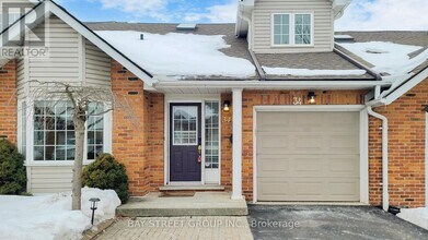 810 Golf Links Rd in Hamilton, ON - Building Photo - Building Photo